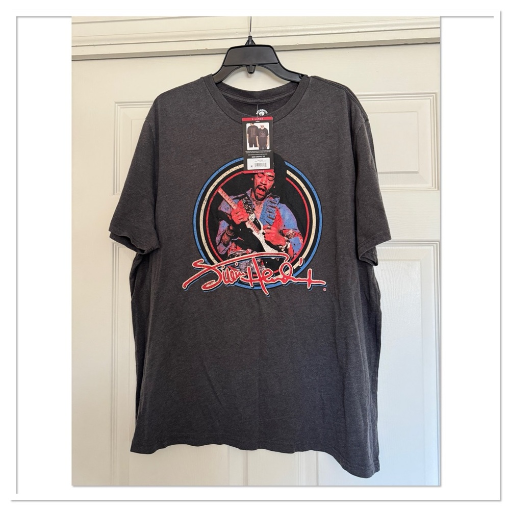 Stylish Graphic Tee - Charcoal